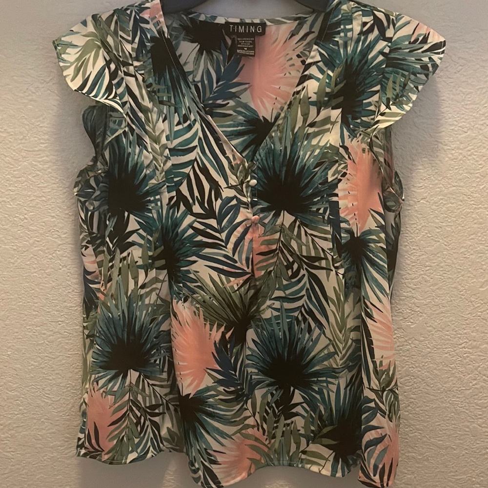 Women’s blouse size medium
